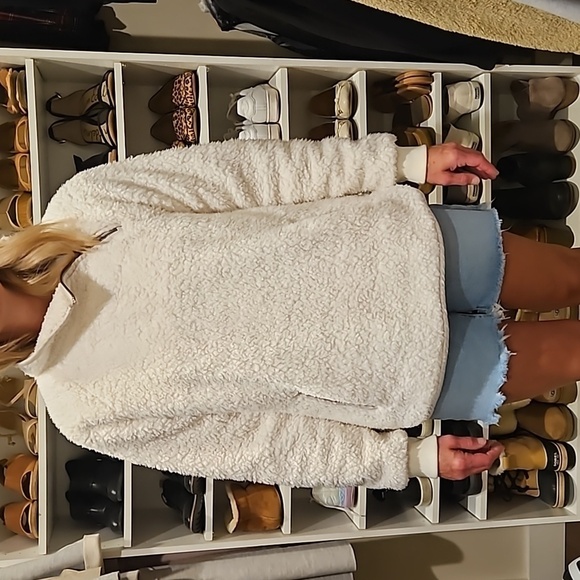Abercrombie & Fitch Jackets & Blazers - Abercrombie  Sherpa Pullover